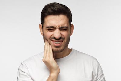 Dental emergency Long Beach CA