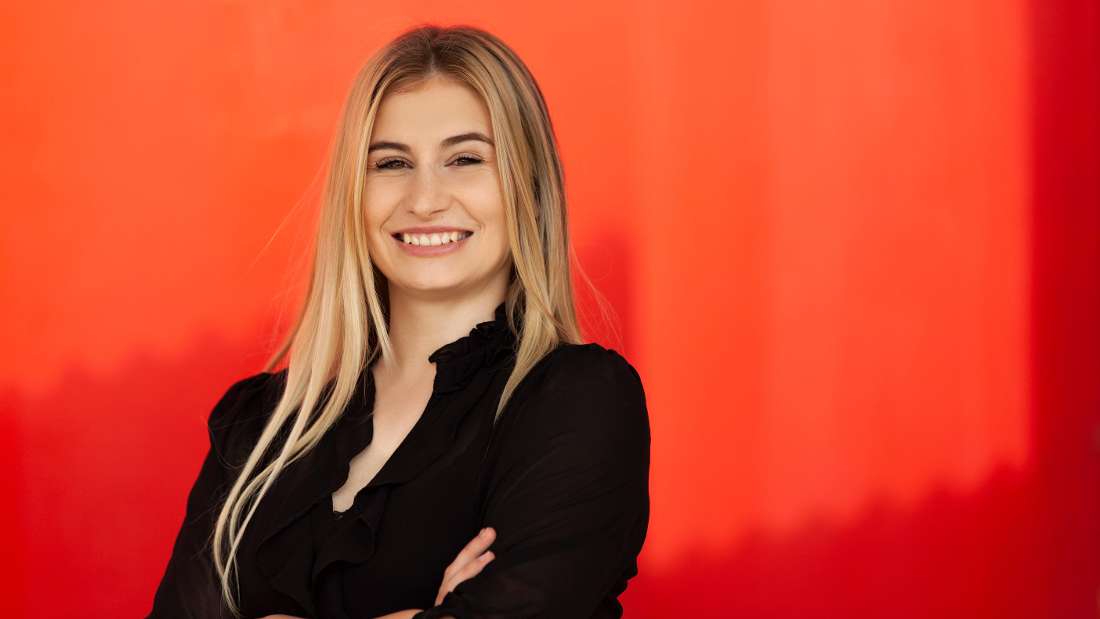 Pros and Cons of Porcelain vs. Metal Dental Crowns General Long Beach CA